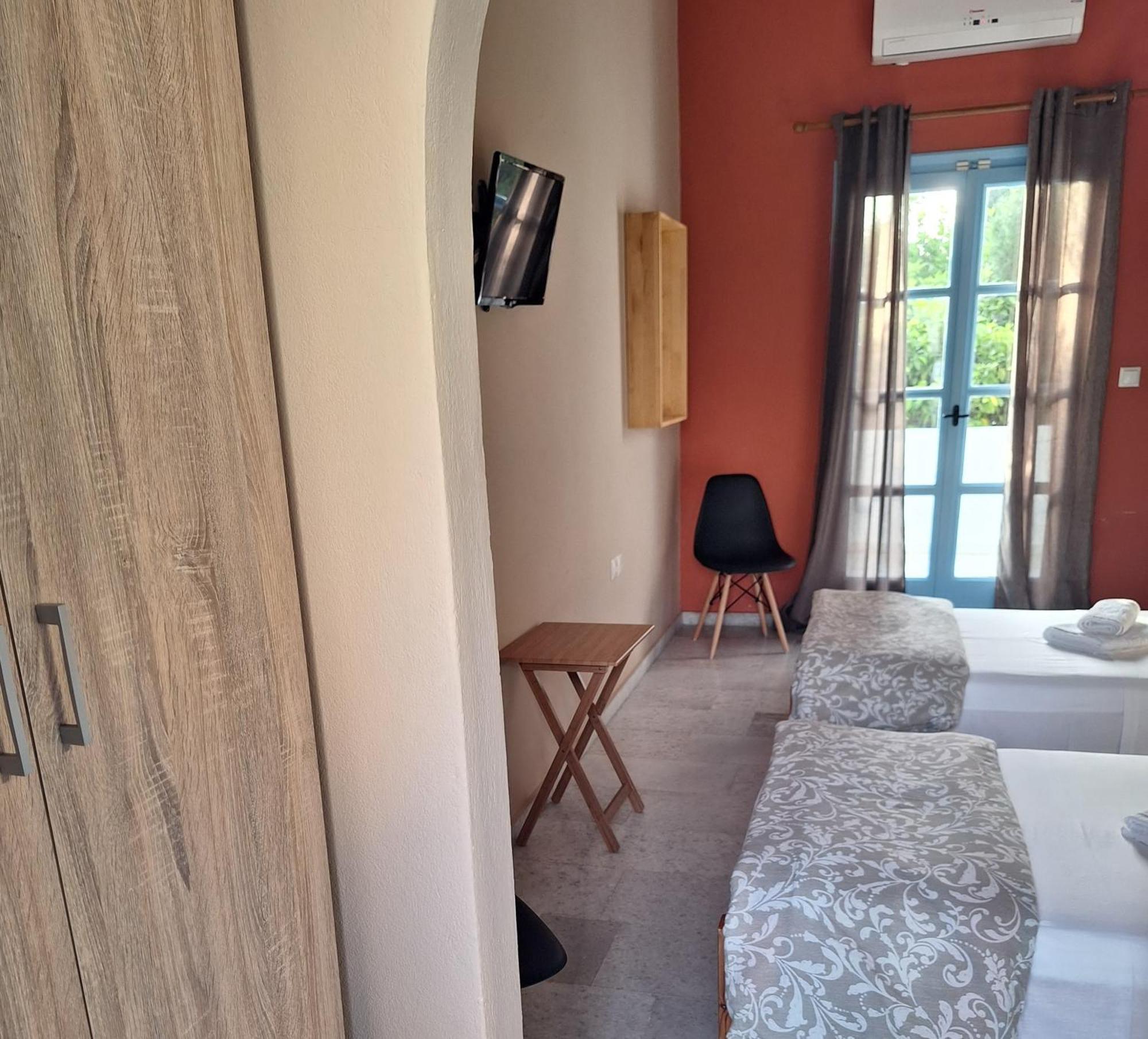 Giannakis Filoxenia Aparthotel Filotion Bagian luar foto