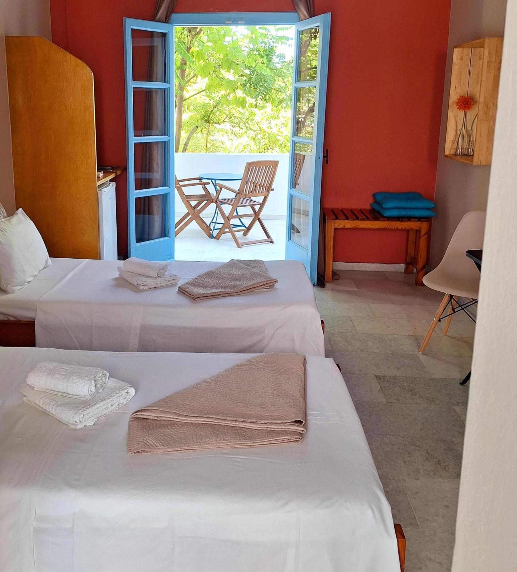 Giannakis Filoxenia Aparthotel Filotion Bagian luar foto
